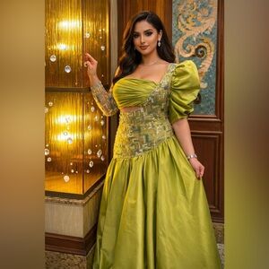 Elegant Green Evening Gown